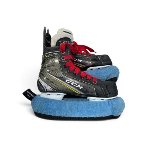 Used CCM VECTOR Youth Hockey Skate Youth 13.0 11735-S000370068