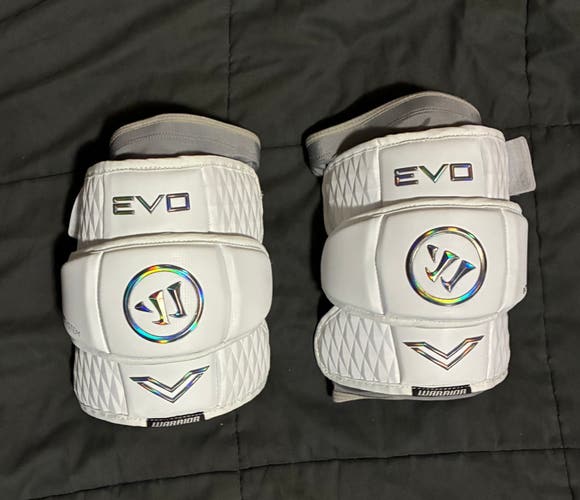 WARRIOR EVO V ELBOW PAD (L) - WHITE