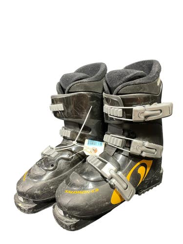 Used Salomon PERFORMA T3 Boys DH Ski Boot Black 225 MP - J04.5 - W5.5 11735-S000359145