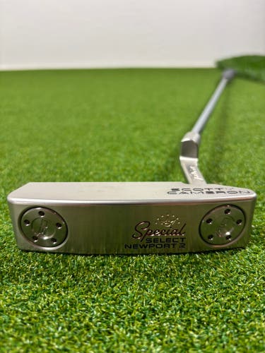 Scotty Cameron Special Select Newport 2 Blade Right Handed Putter 35" (Used)