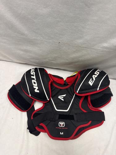 Used Easton TOTAL HOCKEY Youth Shoulder Pads MD 11490-S000278401