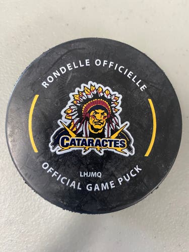 Shawinigan Cataractes puck