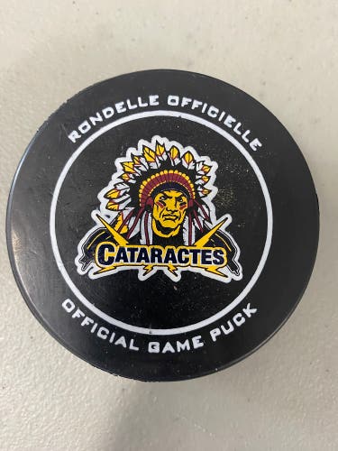 Shawinigan Cataractes puck