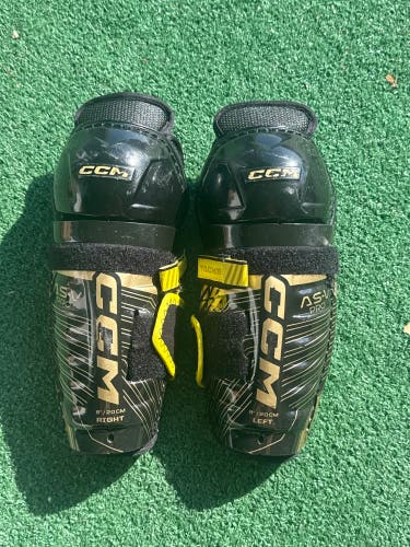 Youth CCM Tacks AS-V Pro Shin Pads 8" (Used)