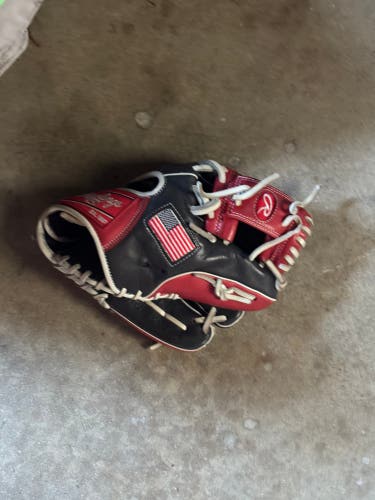 Rawlings RH Infield Baseball Glove 11.5" (Used)