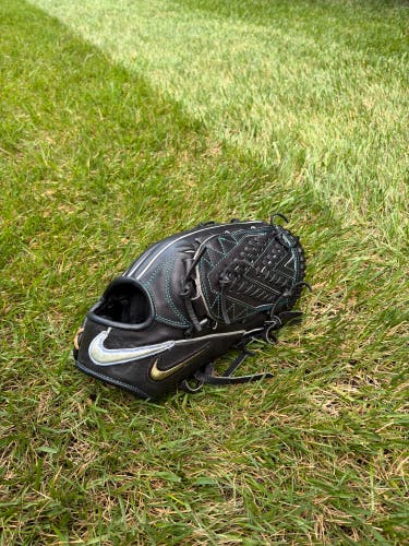 RARE !!! Atoms conversion Nike Shado Elite J RH Pitcher's Baseball Glove 12" (Used)