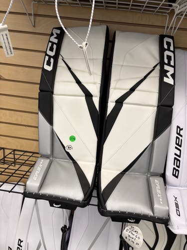 CCM E Flex 6.5 Leg Pads (New) 30+1"