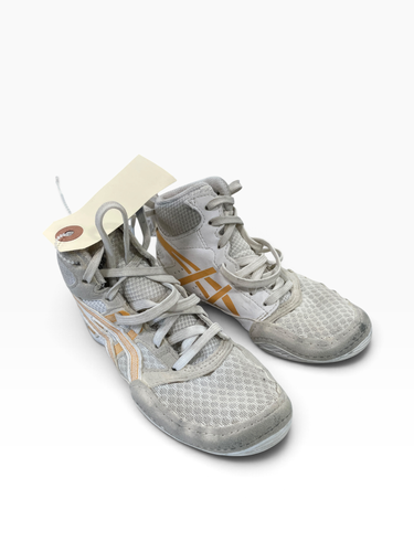 Used Asics Wrestling Shoes White Youth 12.0 11735-S000370265