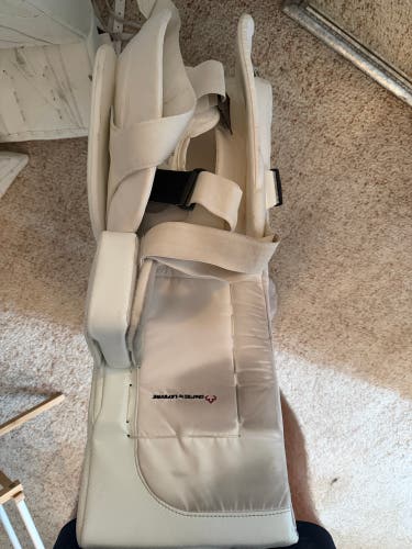 34" True Catalyst Px3 Full Right Goalie Full Set (Used)