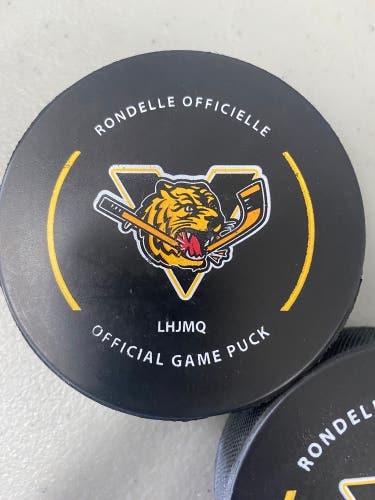 Victoriaville Tigre's puck QMJHL