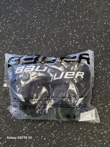 Used Bauer LIL SPORT Youth Gloves Black 8" 11849-S000045240