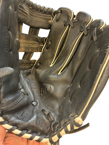 Used Wilson A450  12IN BB/SB Glove RH Throw Black 12" 11682-S000140715