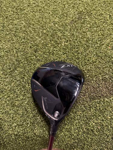 Srixon ZXi 5 18* Fairway Wood, Denali Regular Flex, RH