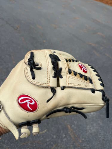 Rawlings Heart of the Hide RH Outfield Baseball Glove 12.5" (Used)