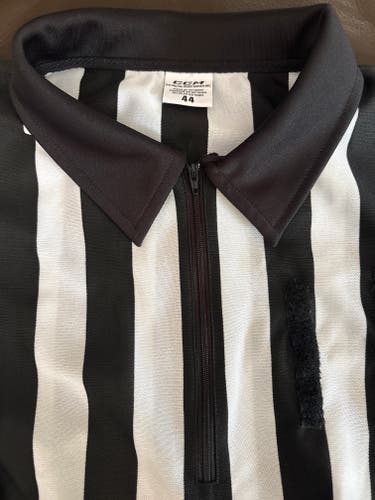 CCM Referee MPRO 150 Pro Weight Jersey (Used) Size 44