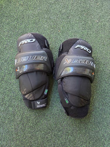 Bauer Pro Knee Guards