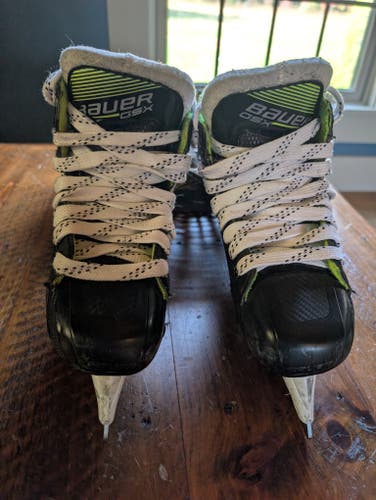 Bauer GSX Hockey Goalie Skates Size 3.5 D
