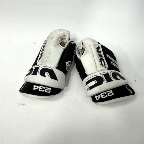 New Black and White Vic 234 Gloves | 14" | AB346