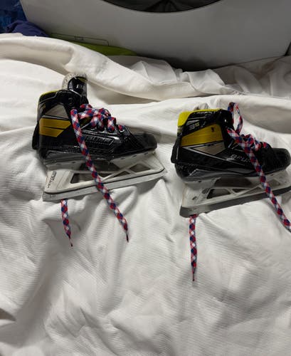 Bauer Supreme 2S Pro Hockey Goalie Skates Regular Width Size 2 (Used)