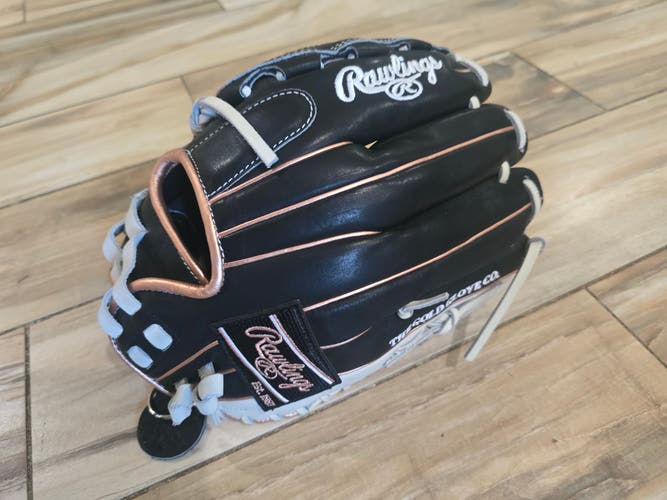 Rawlings Heart of the Hide Softball Glove