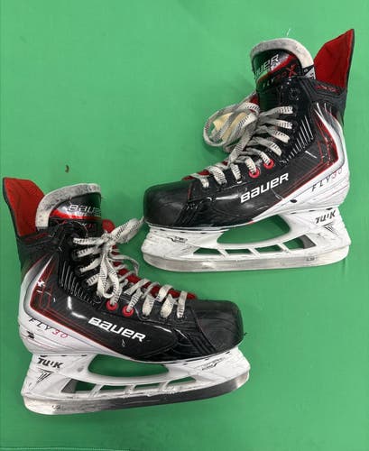 Bauer Vapor Fly30 Hockey Skates Regular Width Senior Size 8.5