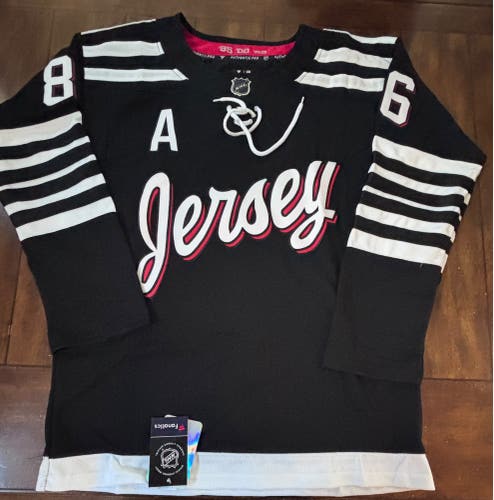 New Jersey Devils Jack Hughes  Alternate Black Jersey Adult Small (46) NWT