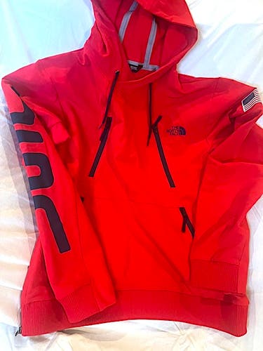 The North Face USA Red Performance Tekno Hoodie - Size Men's Medium