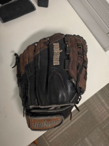 RH Nokona NKF1200 FP Softball Glove 12" (Used)