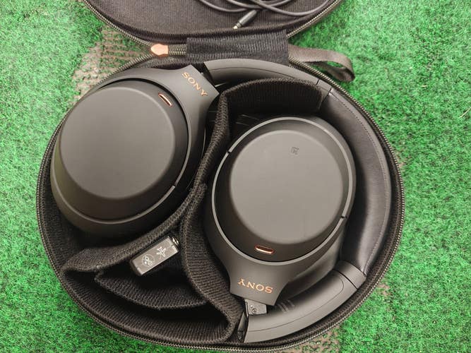 Sony WH-1000XM4 Over the Ear Wireless Headset - Black