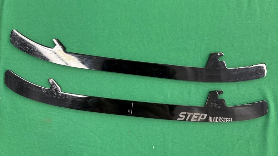 CCM Black Step Steel Blades 230 mm (Used)