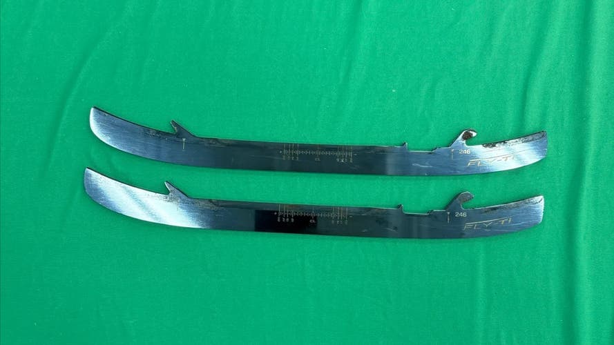 Bauer Fly-Ti Blades 246 mm (Used)