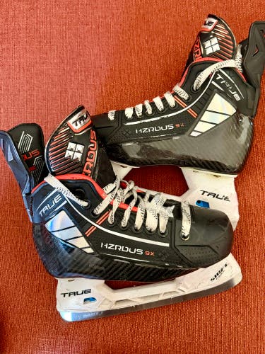 2023 True HZRDUS 9x Hockey Skates Regular Width Size 1.5 (Used)