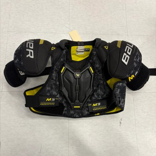 Senior Medium Bauer Supreme M3 Shoulder Pads