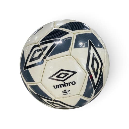 Used Umbro 3 All Size Soccer Ball Smoke And Black 3 11735-S000369483