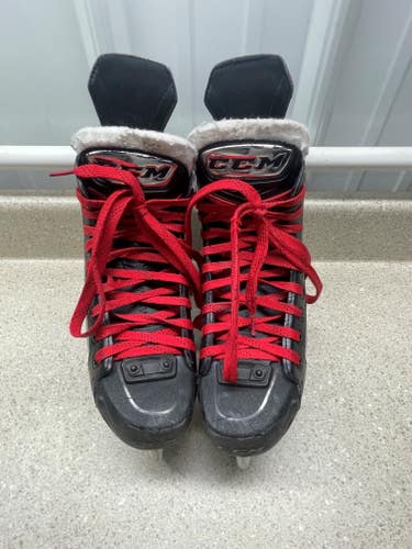 CCM Ribcor 86K Hockey Skates Regular Width Size 5.5 (Used)