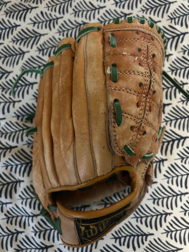 Rawlings RH Baseball Glove 11" (Used)