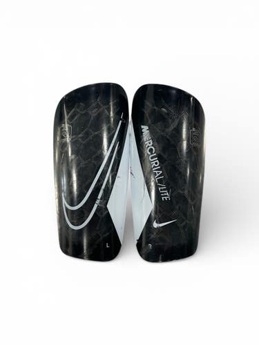 Used Nike Soccer Shin Guards Youth Black SM 11735-S000356572