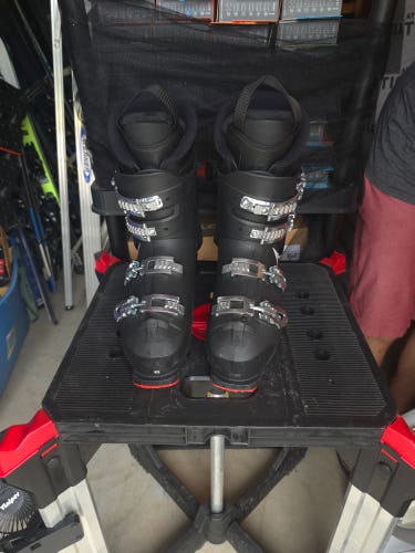 USED – Atomic Hawx Magnan R Ski Boots – Mondo 29/29.5