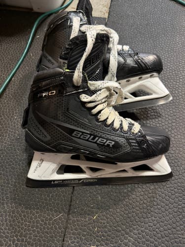 2024 Bauer Pro Hockey Goalie Skates Extra Wide Width 6.5 (Used)