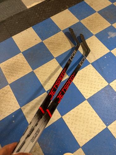 2 pack Senior CCM JetSpeed FT6 Team Left Hand Hockey Stick 75 Flex (New)