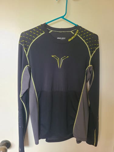 Black Small / Medium Men's Bauer (Used)