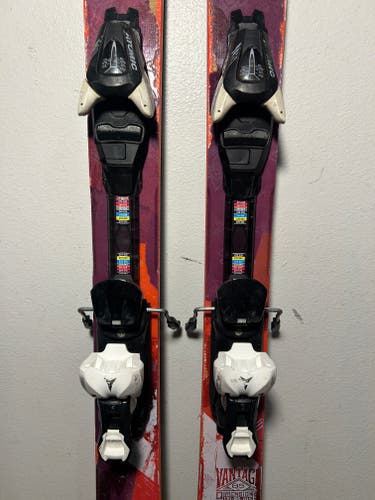 Atomic XTE 7 Demo Downhill Junior Ski Bindings 110 mm. Brakes jr. kids boys girls