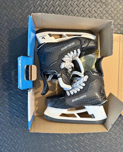 Bauer Supreme Shadow Intermediate Hockey Skates Size 6.5 Fit 1 (New)