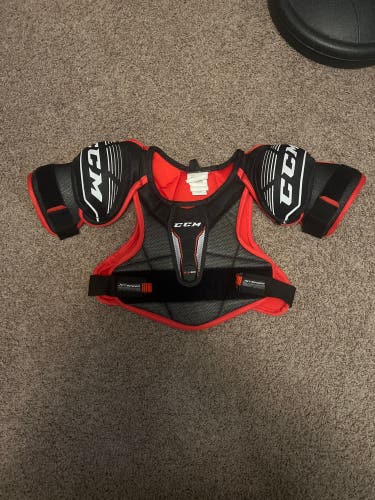 Medium Junior CCM JetSpeed FT350 Shoulder Pads (Used)