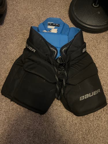 Junior Large/Extra Large Bauer GSX Hockey Goalie Pants (Used)