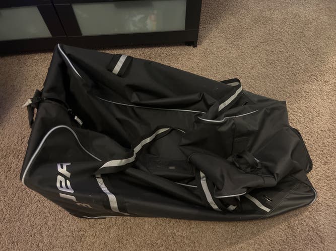 Bauer Core Junior Wheeled Bag (Used)