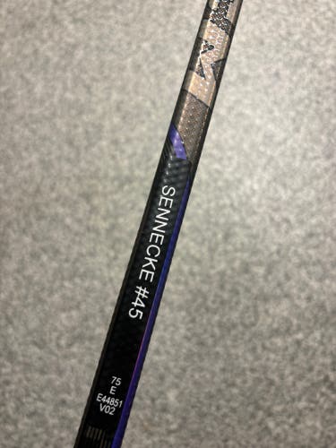Senior CCM Ribcor Trigger 9 Pro Right Handed Hockey Stick P92 75 Flex Pro Stock (Used)