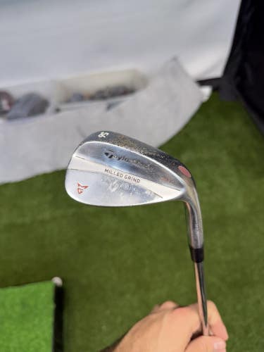 TaylorMade Milled Grind 56* Sb14 Wedge Dynamic Gold Wedge Flex Steel Shaft RH