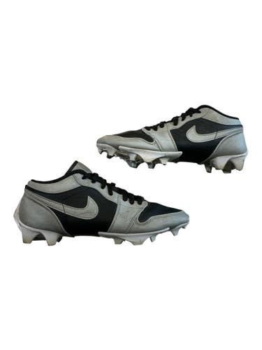 Used Nike Adult FB Cleats Grey Senior 8 11873-S000250646