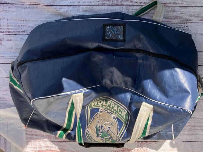 Arrow Carry Hockey Bag (Used)
